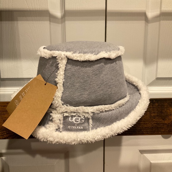 🆕UGG X TELFAR GREY & WHITE FLEECE/SHEARLING BUCKET HAT SIZE S/M - Picture 6 of 9
